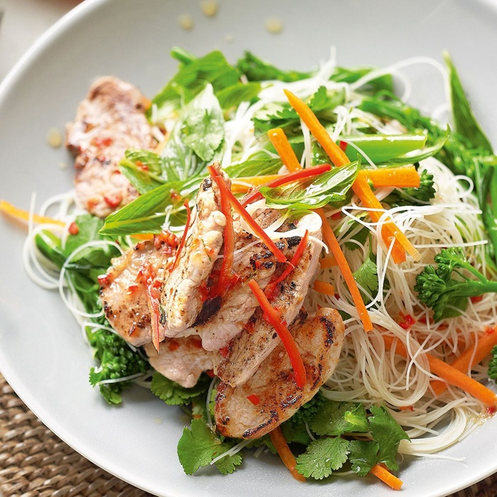 Chicken Satay Noodle Salad